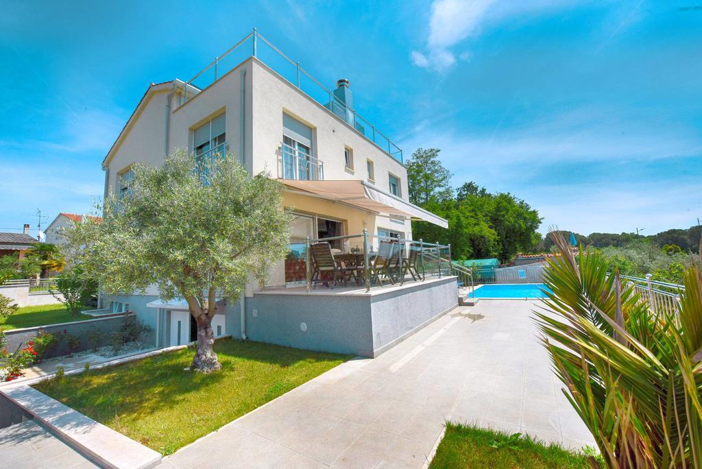 Villa Valerio ポレッチ エクステリア 写真