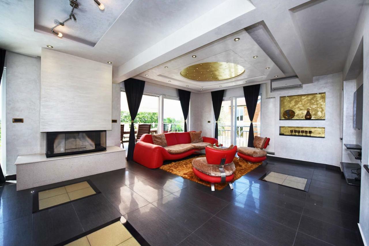 Villa Valerio ポレッチ エクステリア 写真
