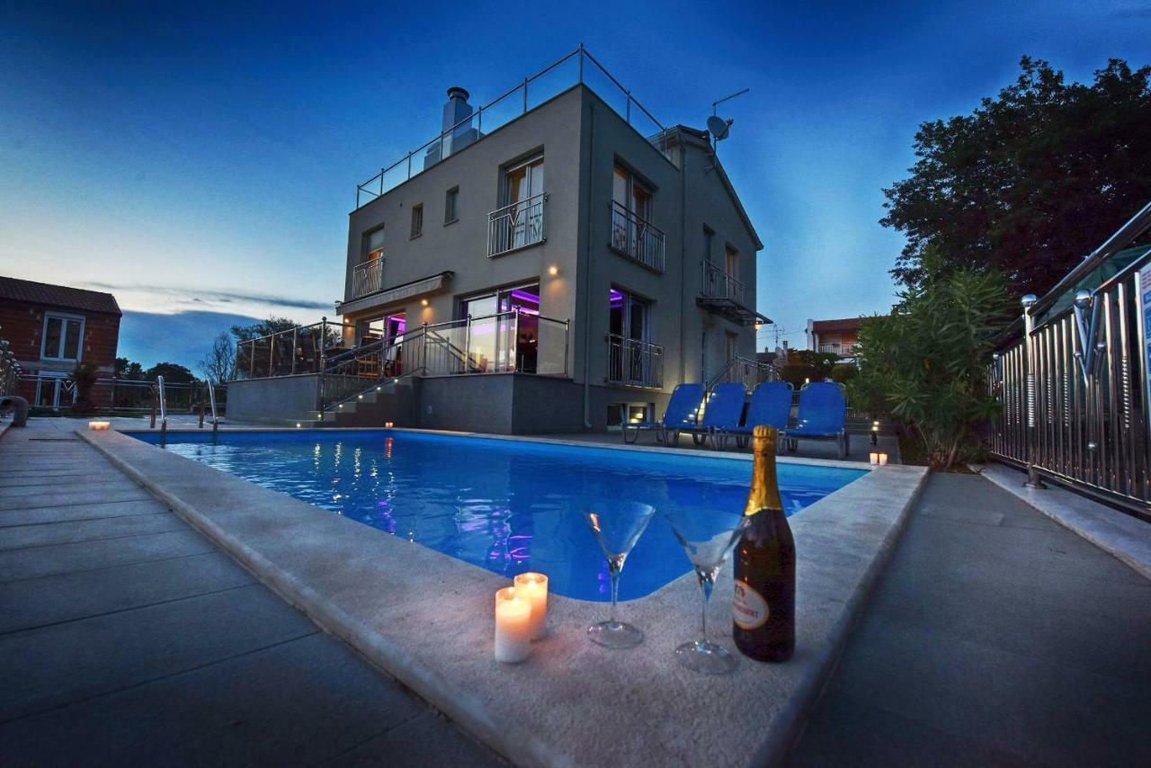 Villa Valerio ポレッチ エクステリア 写真