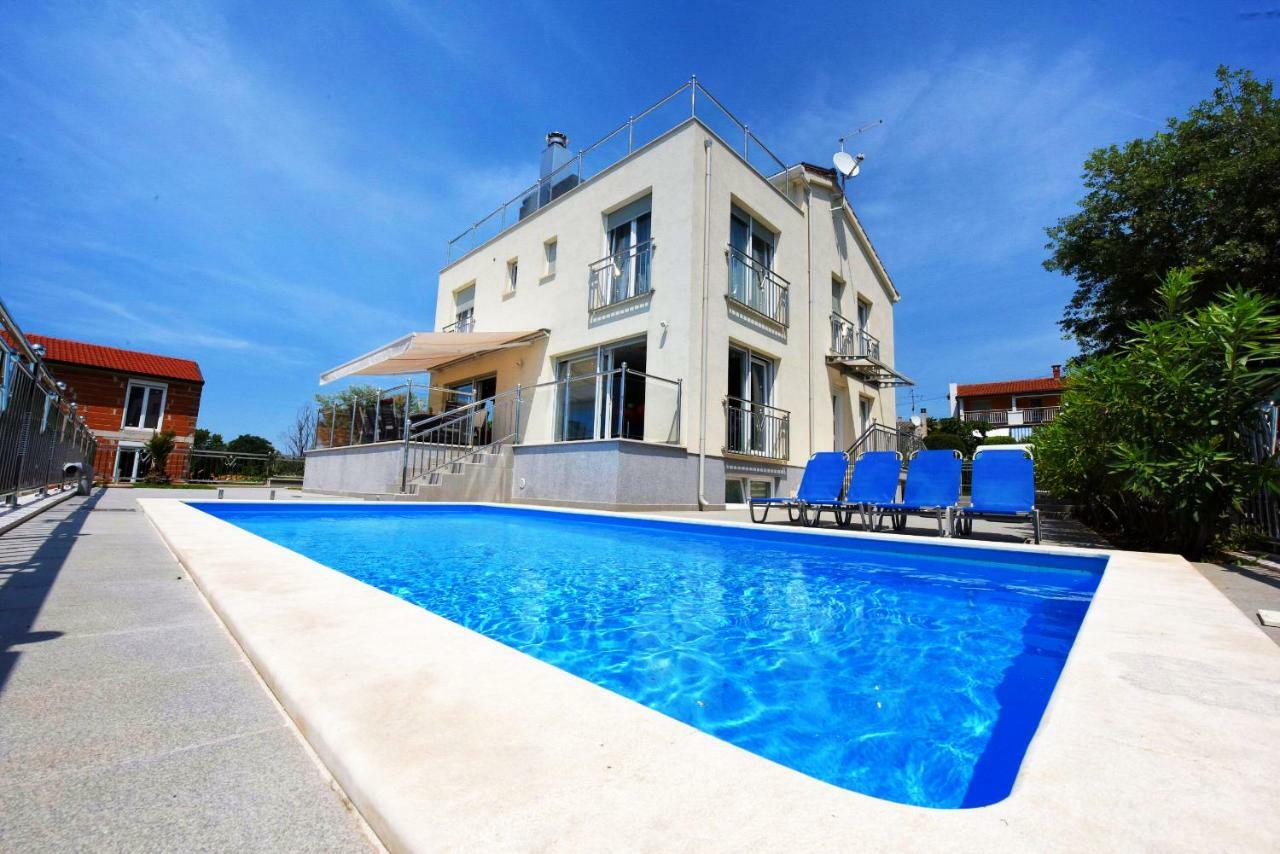 Villa Valerio ポレッチ エクステリア 写真