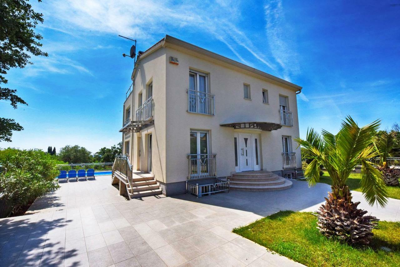 Villa Valerio ポレッチ エクステリア 写真