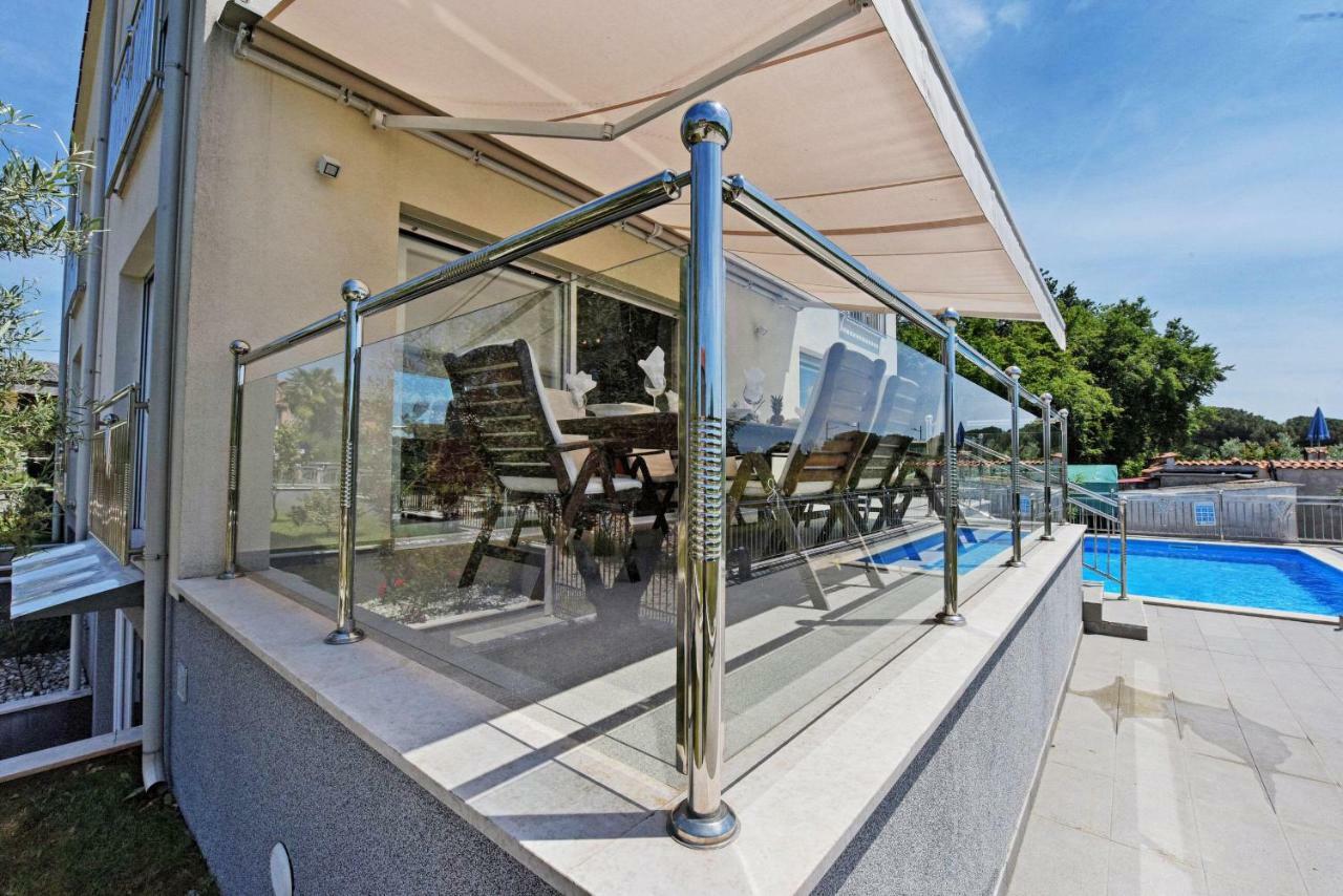 Villa Valerio ポレッチ エクステリア 写真