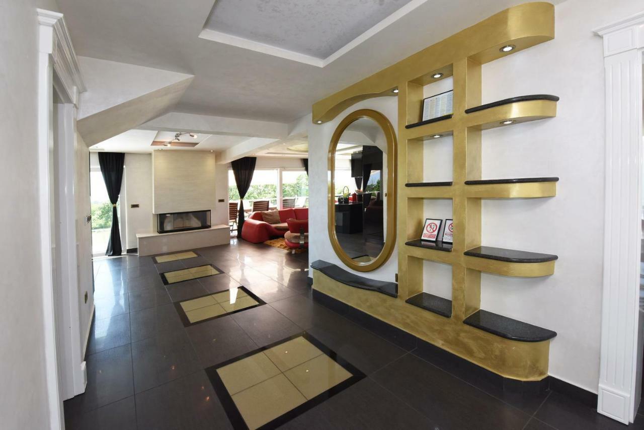 Villa Valerio ポレッチ エクステリア 写真
