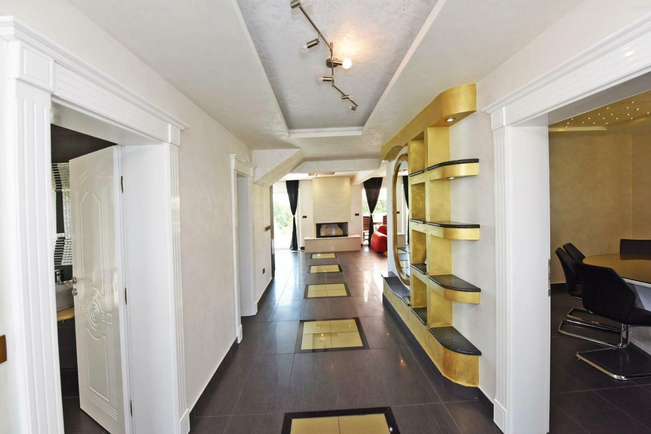 Villa Valerio ポレッチ エクステリア 写真