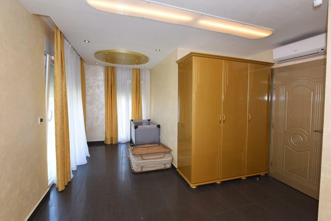 Villa Valerio ポレッチ エクステリア 写真