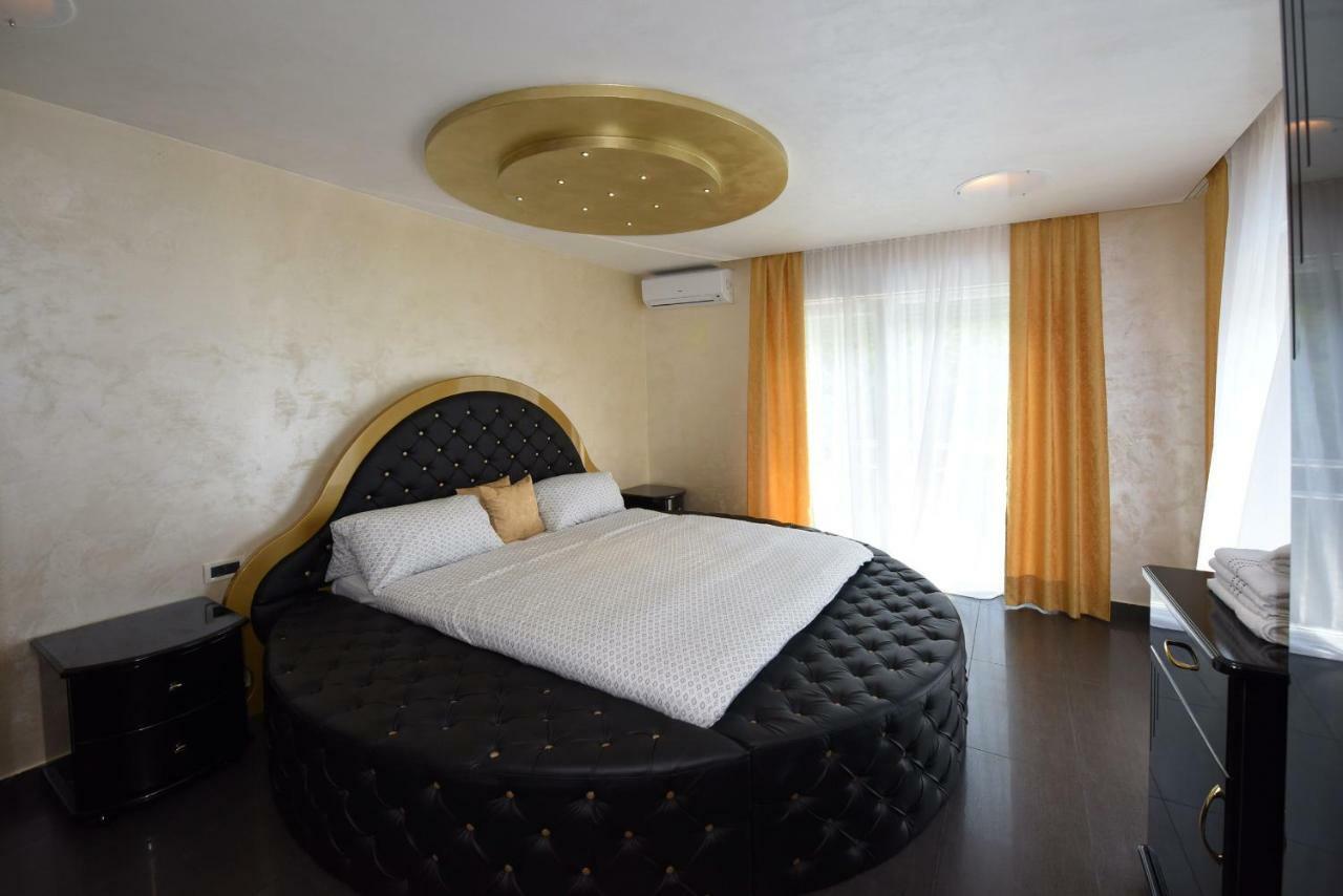 Villa Valerio ポレッチ エクステリア 写真
